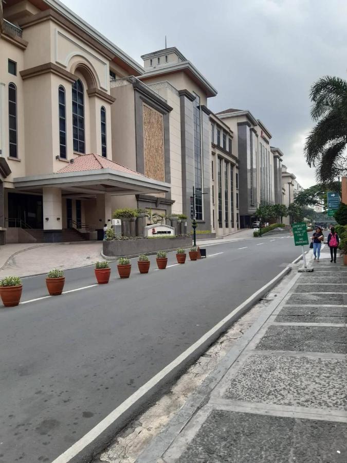 Sarasota Residential Resort Cluster 4 Unit 6B, 6C And 6L By Manny Newport Blvd, Across Naia T3 & Near Resorts World Manila, Pasay City Buitenkant foto